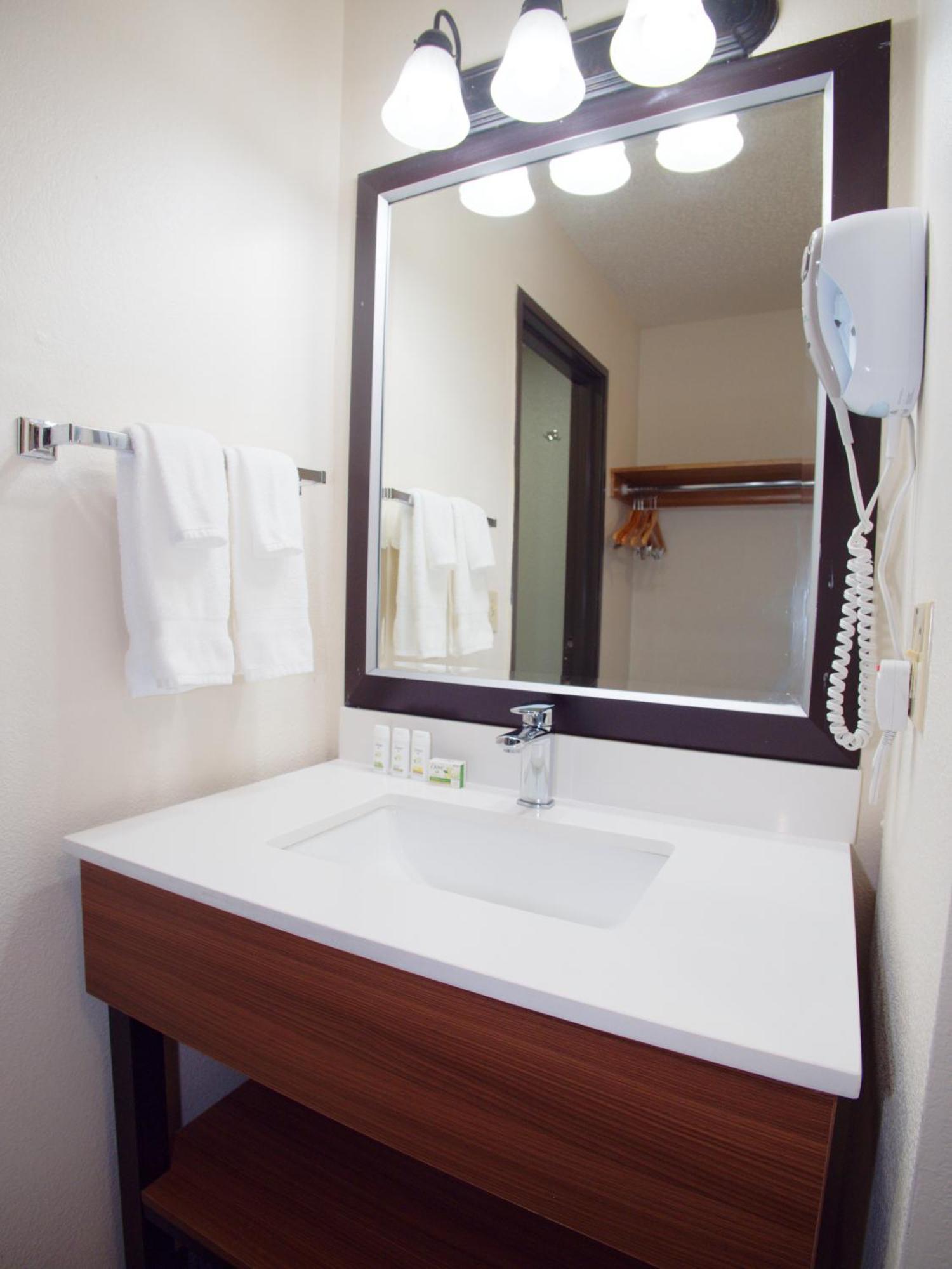 Ramada By Wyndham Coeur D'Alene Hotell Eksteriør bilde