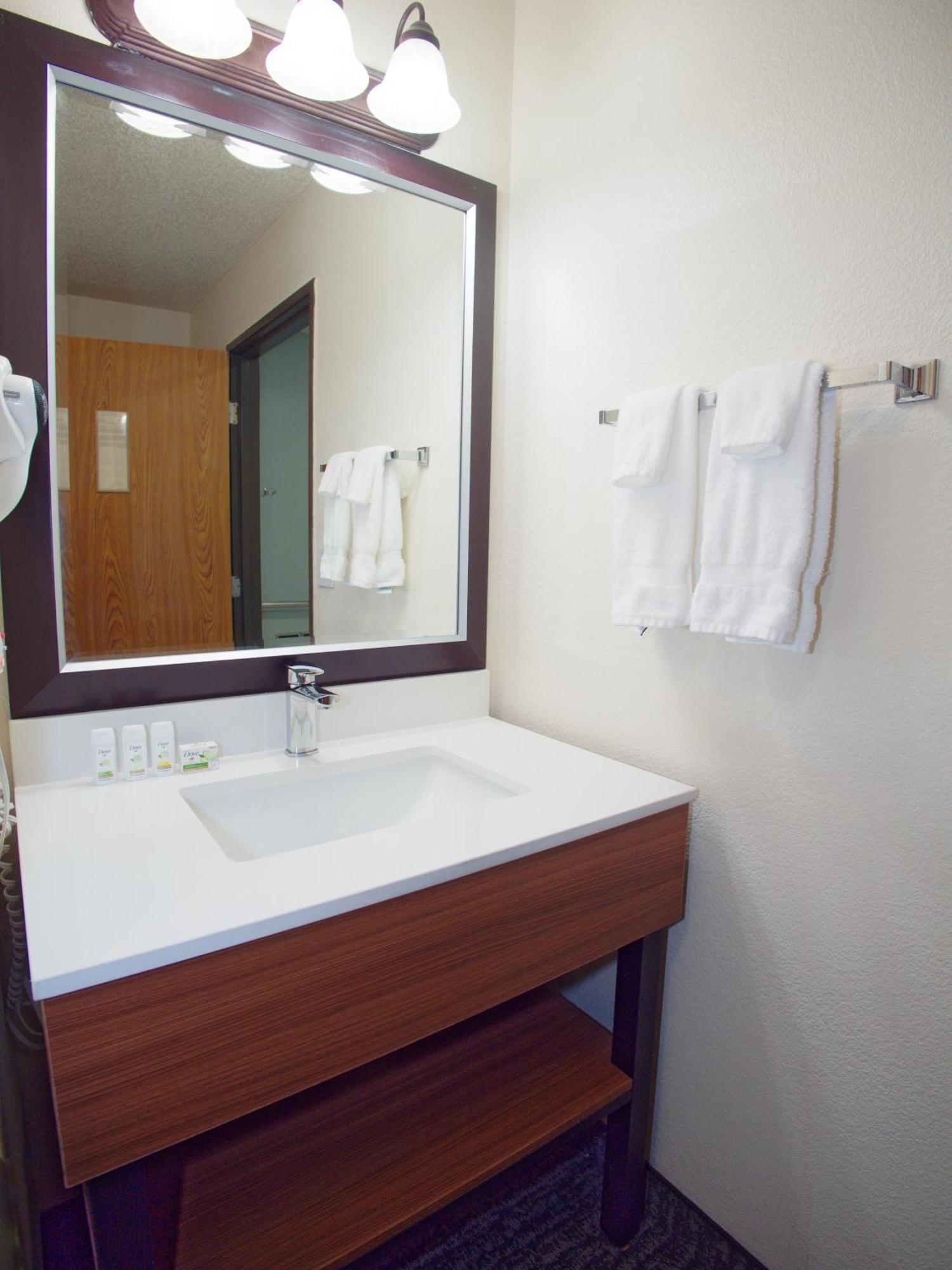 Ramada By Wyndham Coeur D'Alene Hotell Eksteriør bilde